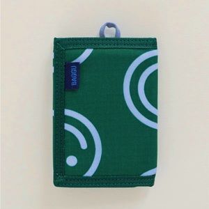 BAGGU wallet!